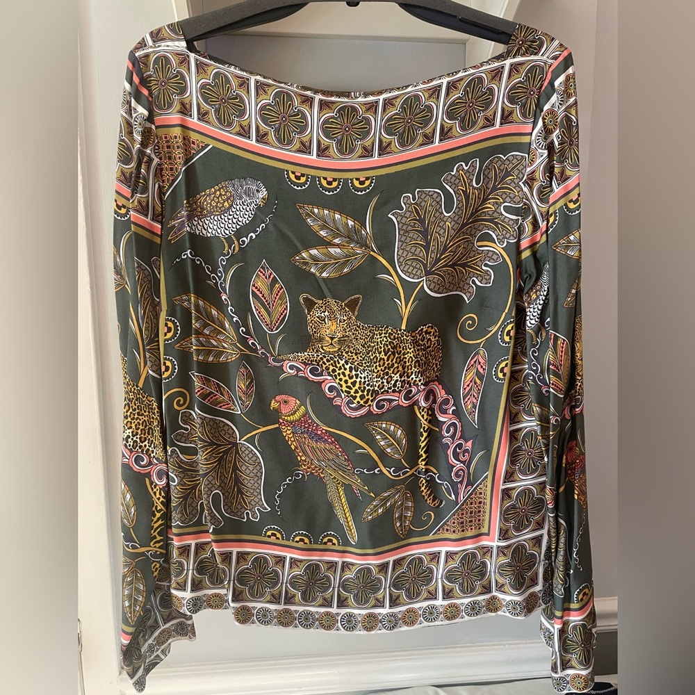 J.Crew gorgeous print top - perfect for Thanksgiving and the holidays! Size M